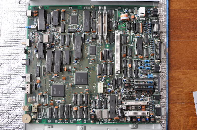 PC-8801FHの基盤