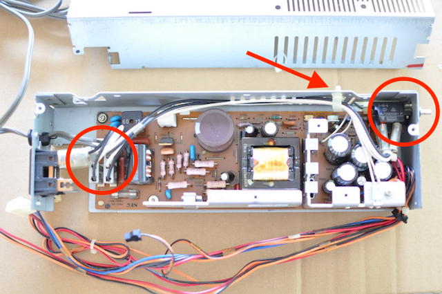 PC-8801FAの電源ボックス