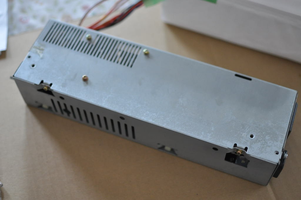 PC-8801FHの電源ユニット