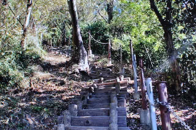 三浦アルプス、約250段の階段